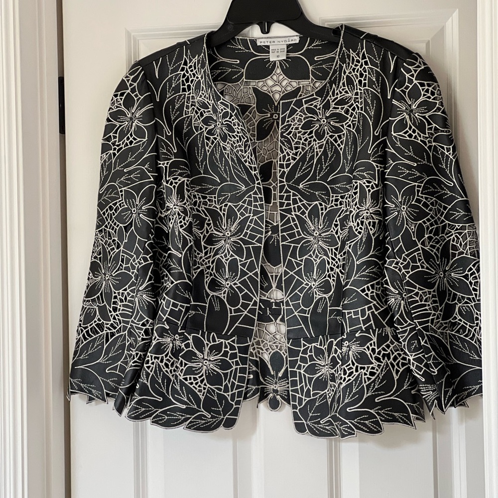 Peter Nygard Black and White Floral Lace-Effect Jacket